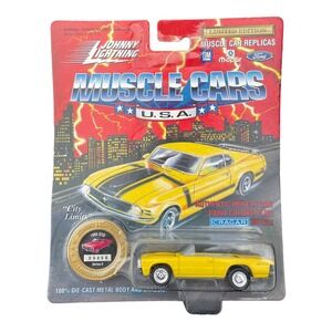 Johnny Lightning Muscle‎ Cars USA 1965 GTO Daytona Yellow